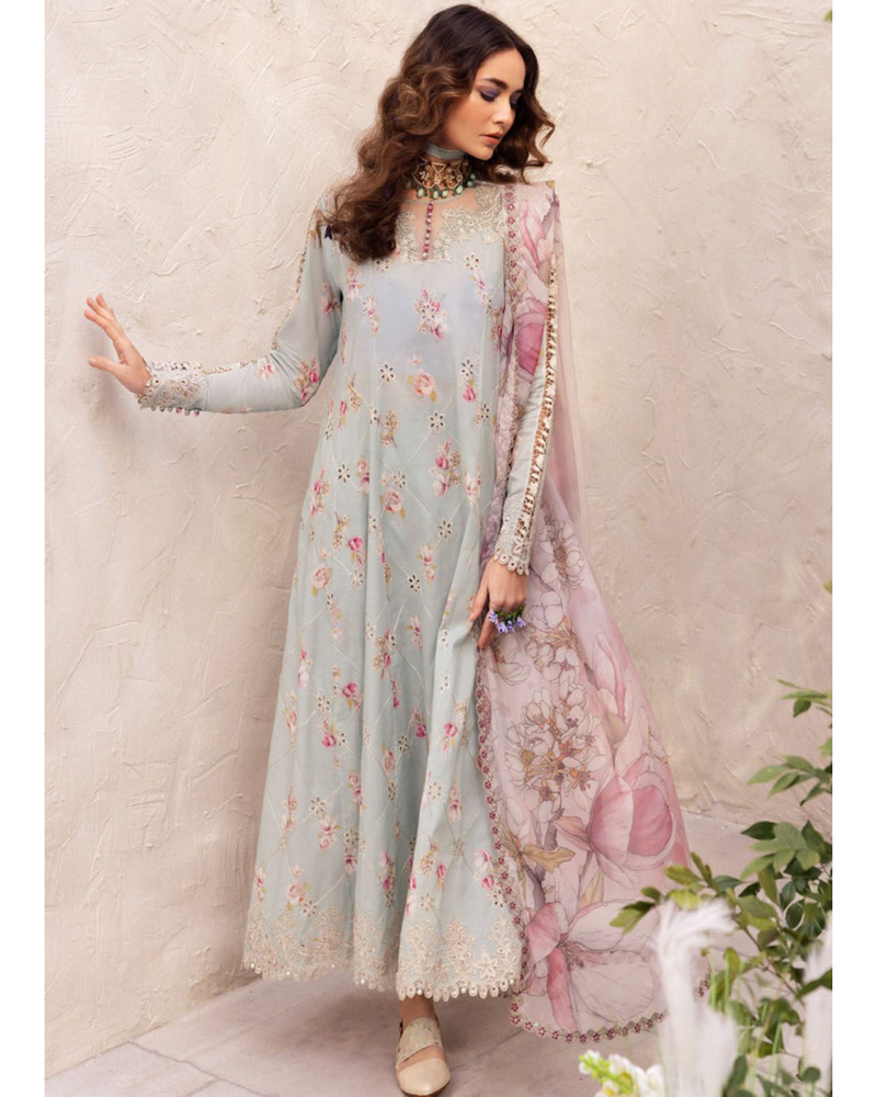 Iznik Dahlia IZ24D DL-10 Mirage Lawn ChickenKari Collection